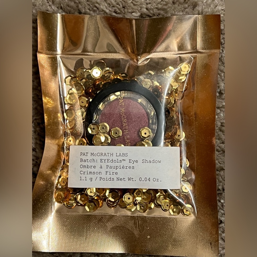 Pat McGrath eye shadow single- crimson fire